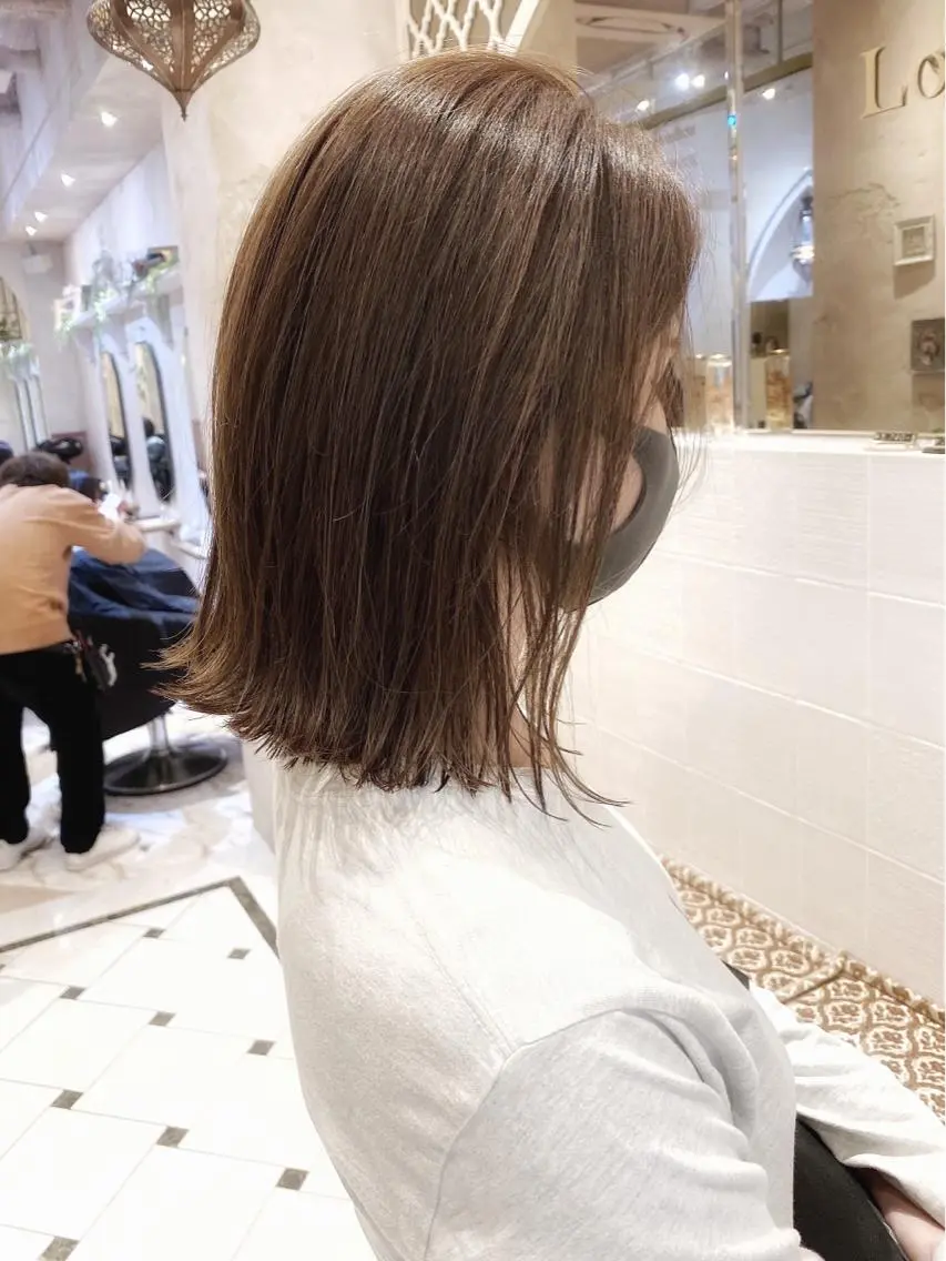 ミディアム カラー 透明感カラー ハイライトカラー ボブ ハイライト カット ヘアカラー トリートメント ツヤ髪になりたい方へ 🩷柴田知亜希のヘアスタイル