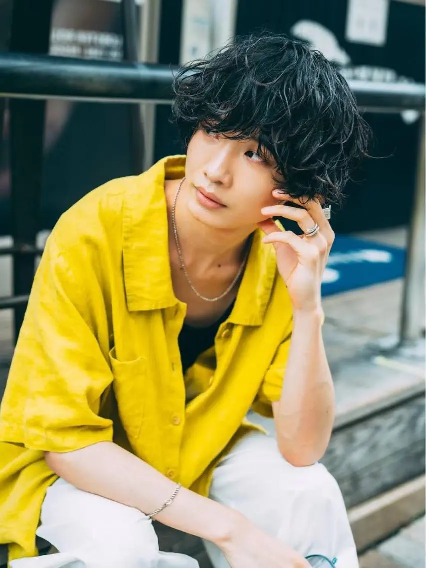 ミディアム パーマ ヘアアレンジ メンズ カット パーマ トリートメント 似合わせヘア💎 Ÿutóのヘアスタイル
