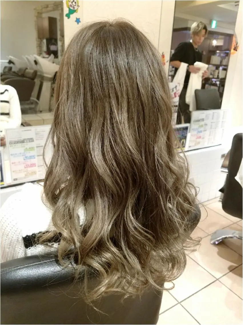 セミロング カラー ヘアアレンジ ベージュカラー 【髪質改善美容師】t occa茨木篠原健太のヘアスタイル