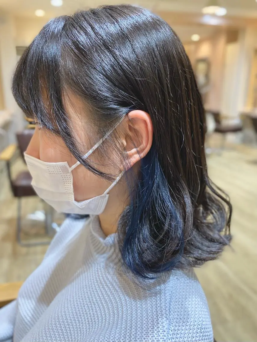 ショート カラー ブリーチ ブルーカラー ネイビーカラー ヘアカラー トリートメント マンツーマン/透明感 foi hairのヘアスタイル