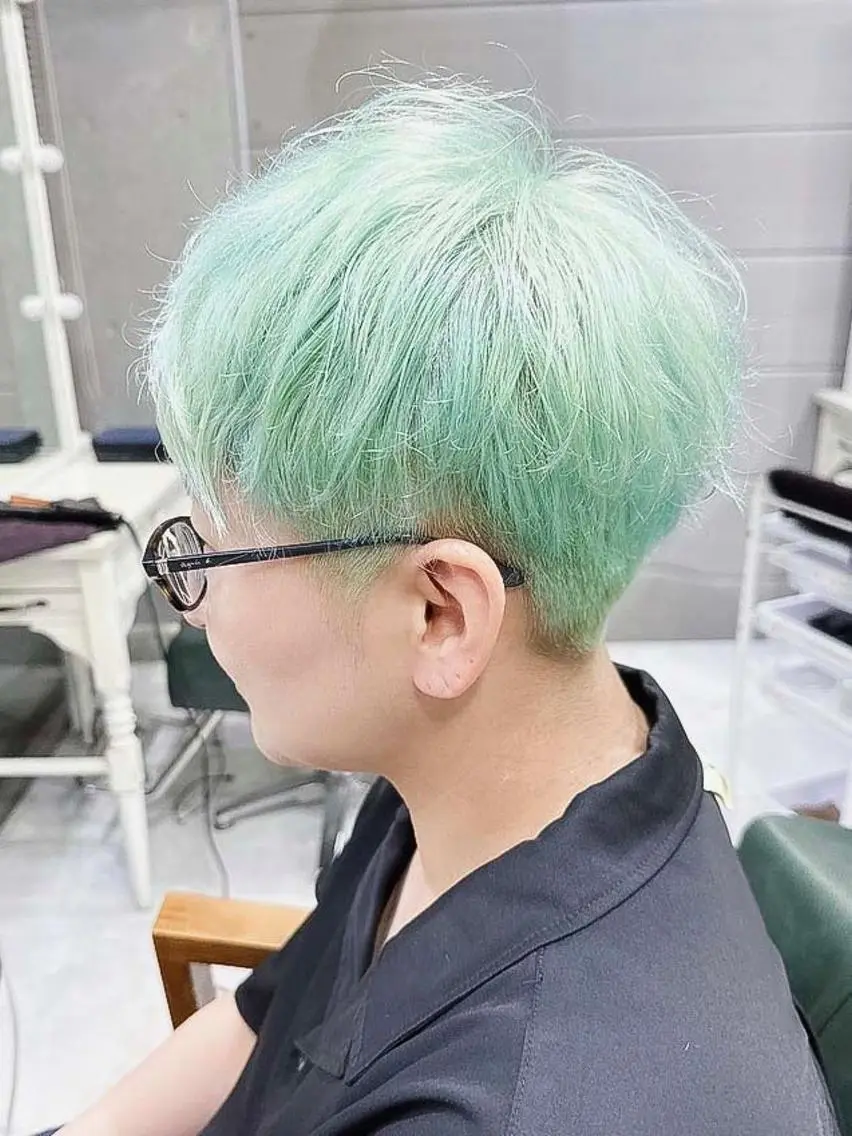 カラー メンズ メンズブリーチ メンズハイトーン マッシュ ブリーチ ダブルカラー DAYS Men’sのヘアスタイル