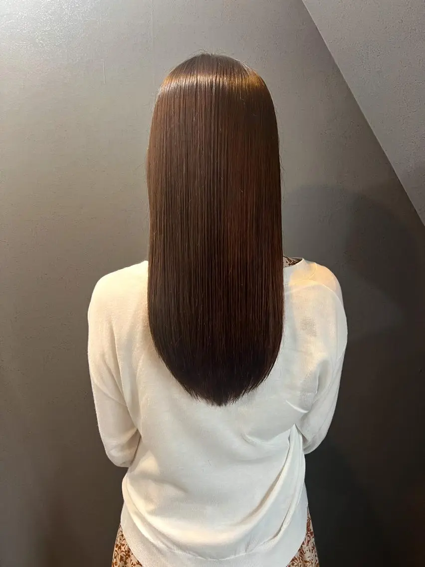 ロング カラー カット ヘアカラー 縮毛矯正 トリートメント ヘッドスパ *くせ毛に特化* 【yun】のヘアスタイル