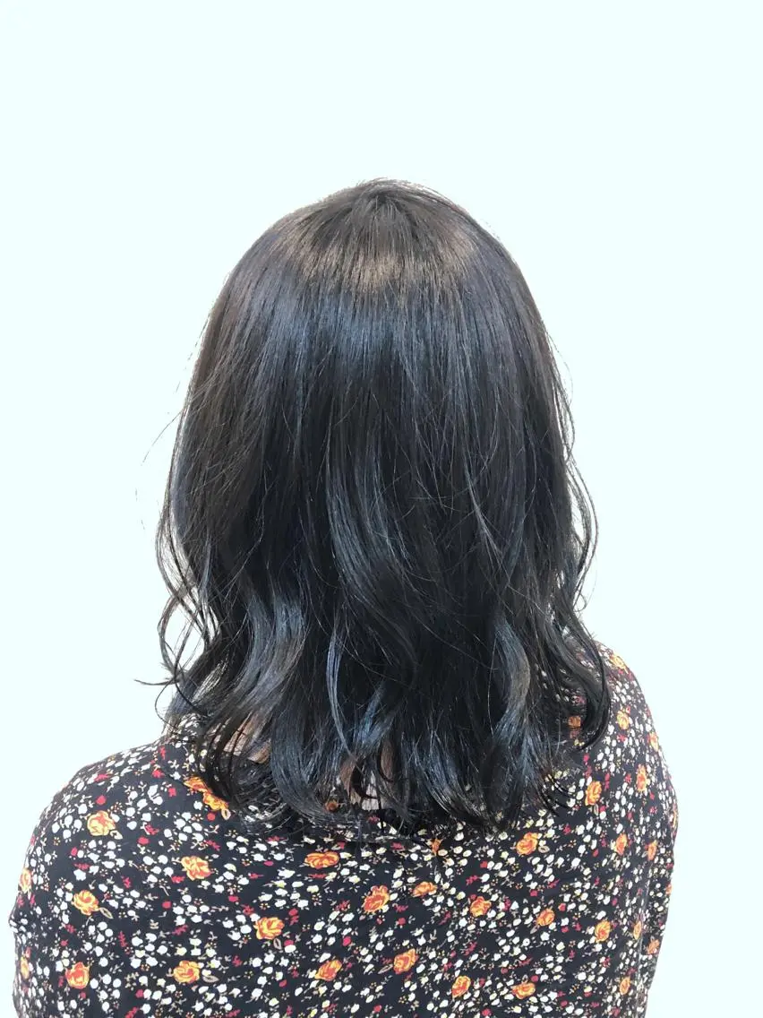 ミディアム カラー カット ヘアカラー トリートメント 森田 真由のヘアスタイル