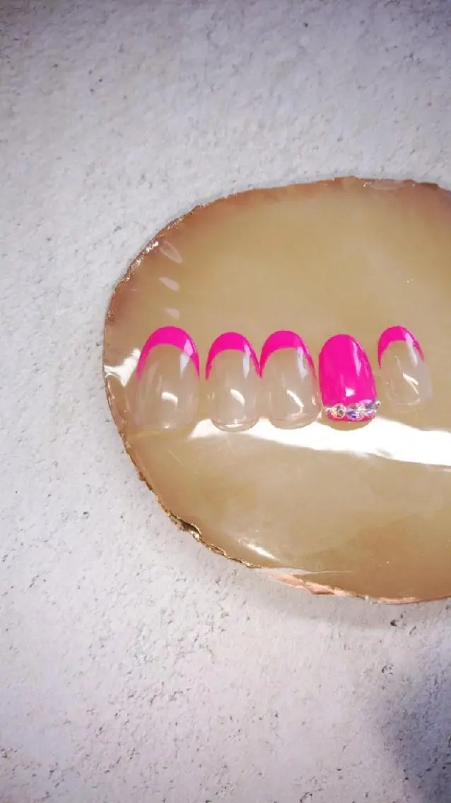 ネイル フレンチネイル ワンカラーネイル Nail salon Yuliyのネイルデザイン