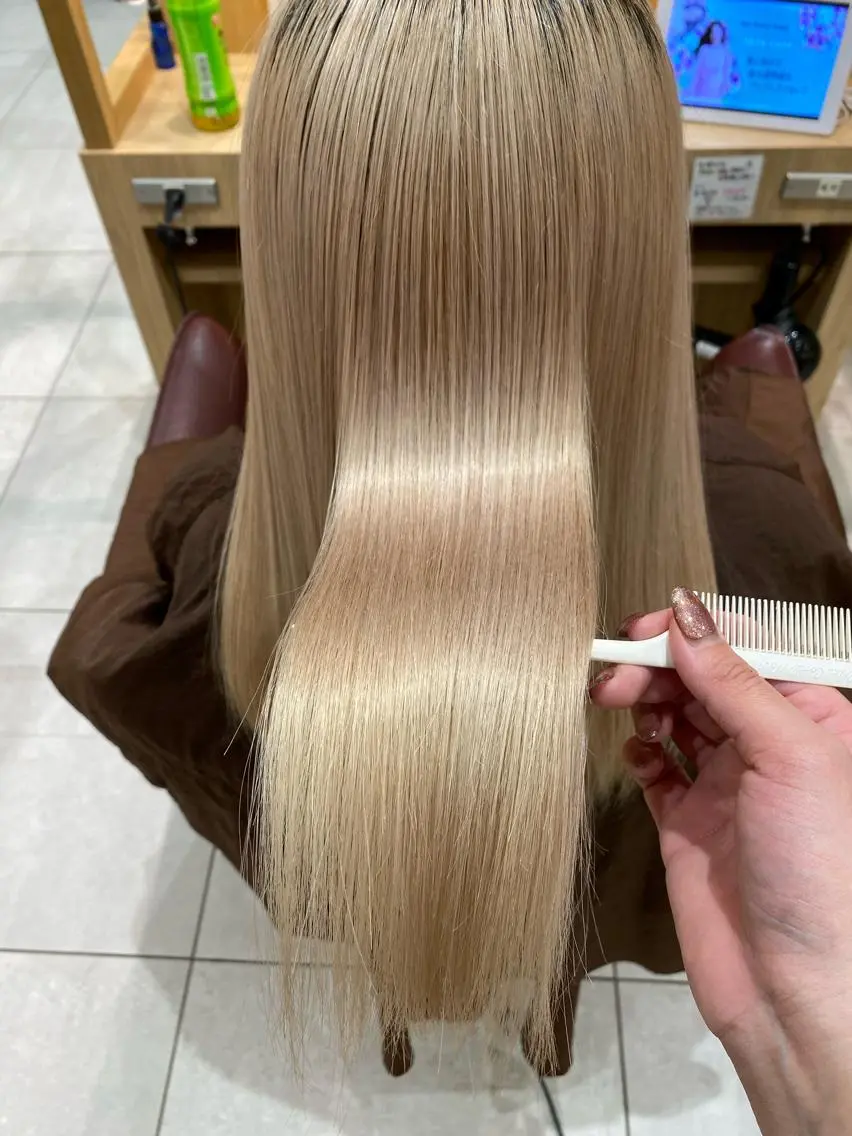 ロング カット トリートメント 透明感カラー 天羅のヘアスタイル