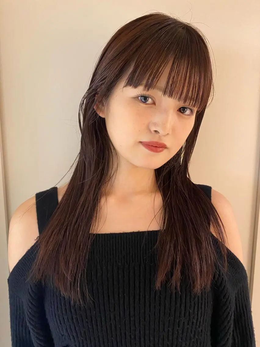 ロング サトウ ナナのヘアスタイル
