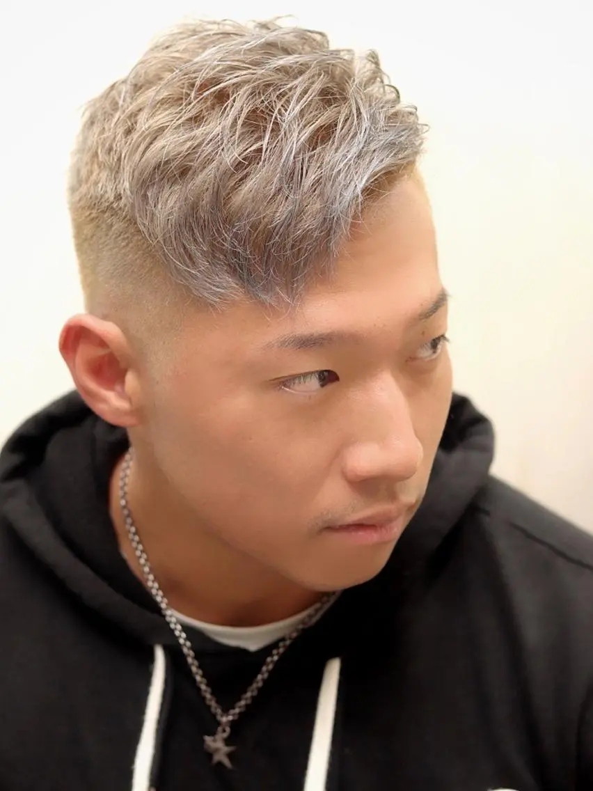 ショート 渡邊 絢のヘアスタイル