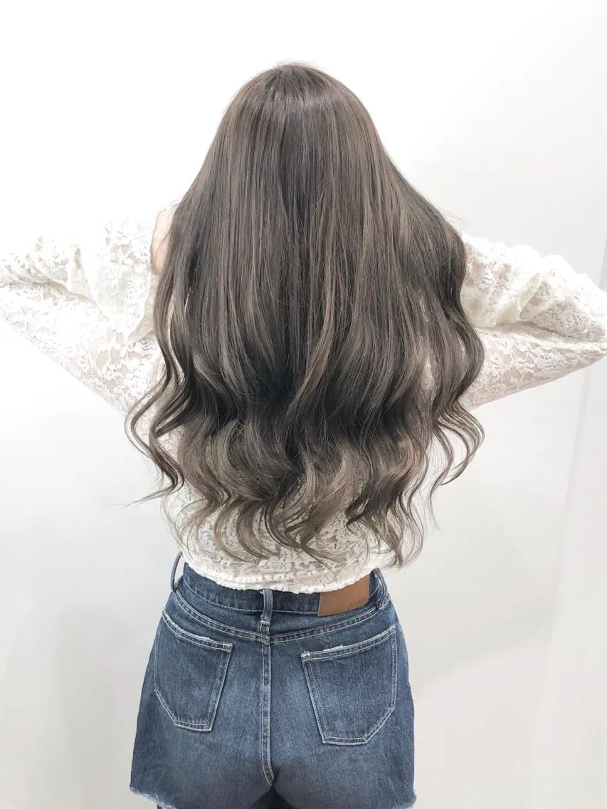 ロング カラー 🌙HIZUKI🌙 ハイトーン 艶髪のヘアスタイル