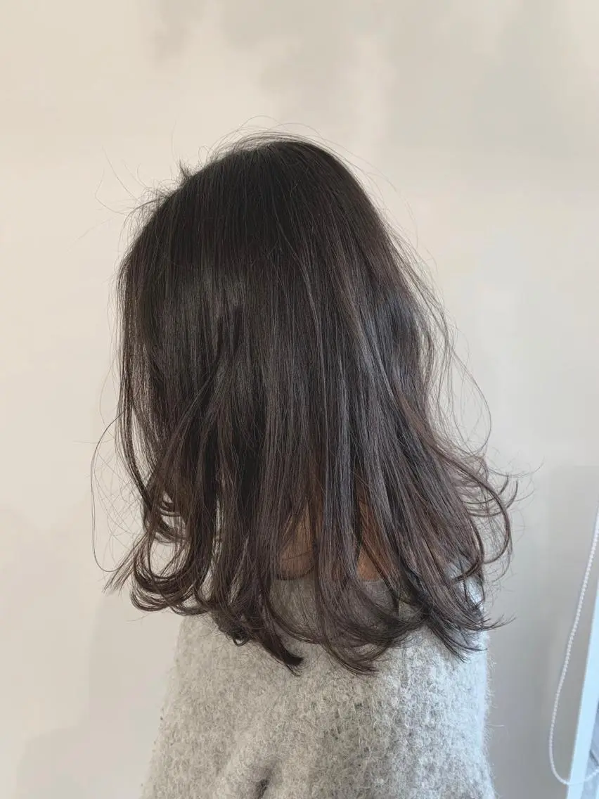 セミロング カラー パーマ ヘアアレンジ 透明感カラー 加藤 綾華のヘアスタイル
