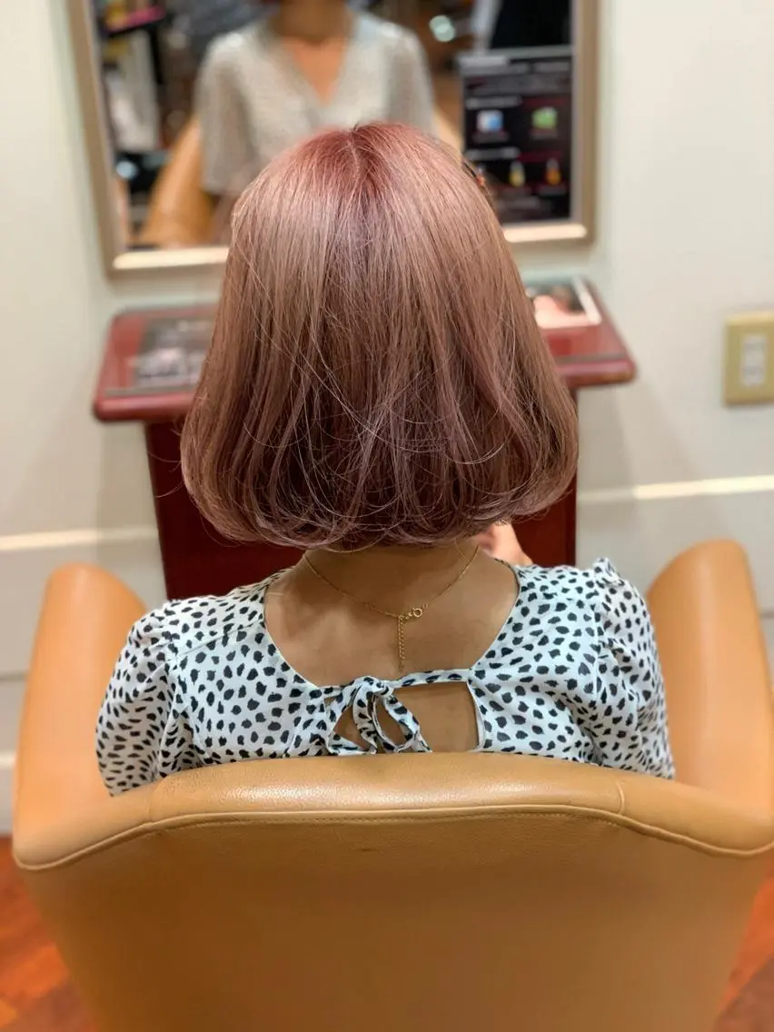 ロング カラー ピンクカラー トリートメント ツヤツヤ縮毛矯正 /美髪カラー 小山のヘアスタイル