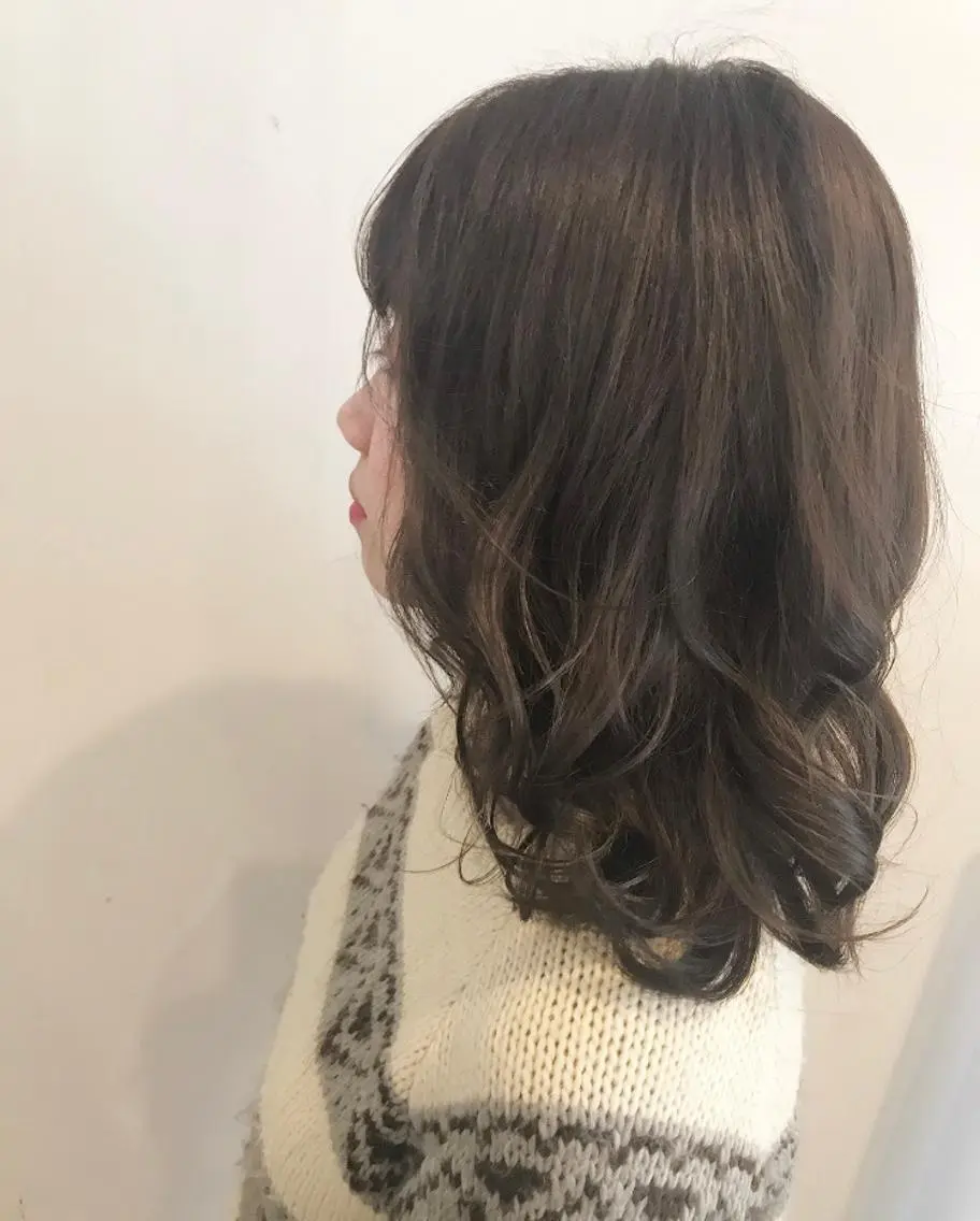 セミロング カラー ベージュカラー オリーブベージュ mayo 🐄🌈のヘアスタイル