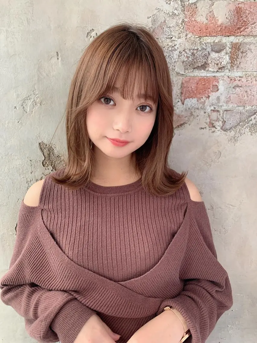 ミディアム カラー バレイヤージュ ブリーチ ケアブリーチ ダブルカラー ハイライトカラー カット ヘアカラー トリートメント 銀座✨レイヤーカット 顔まわり/坂本亜裟海のヘアスタイル