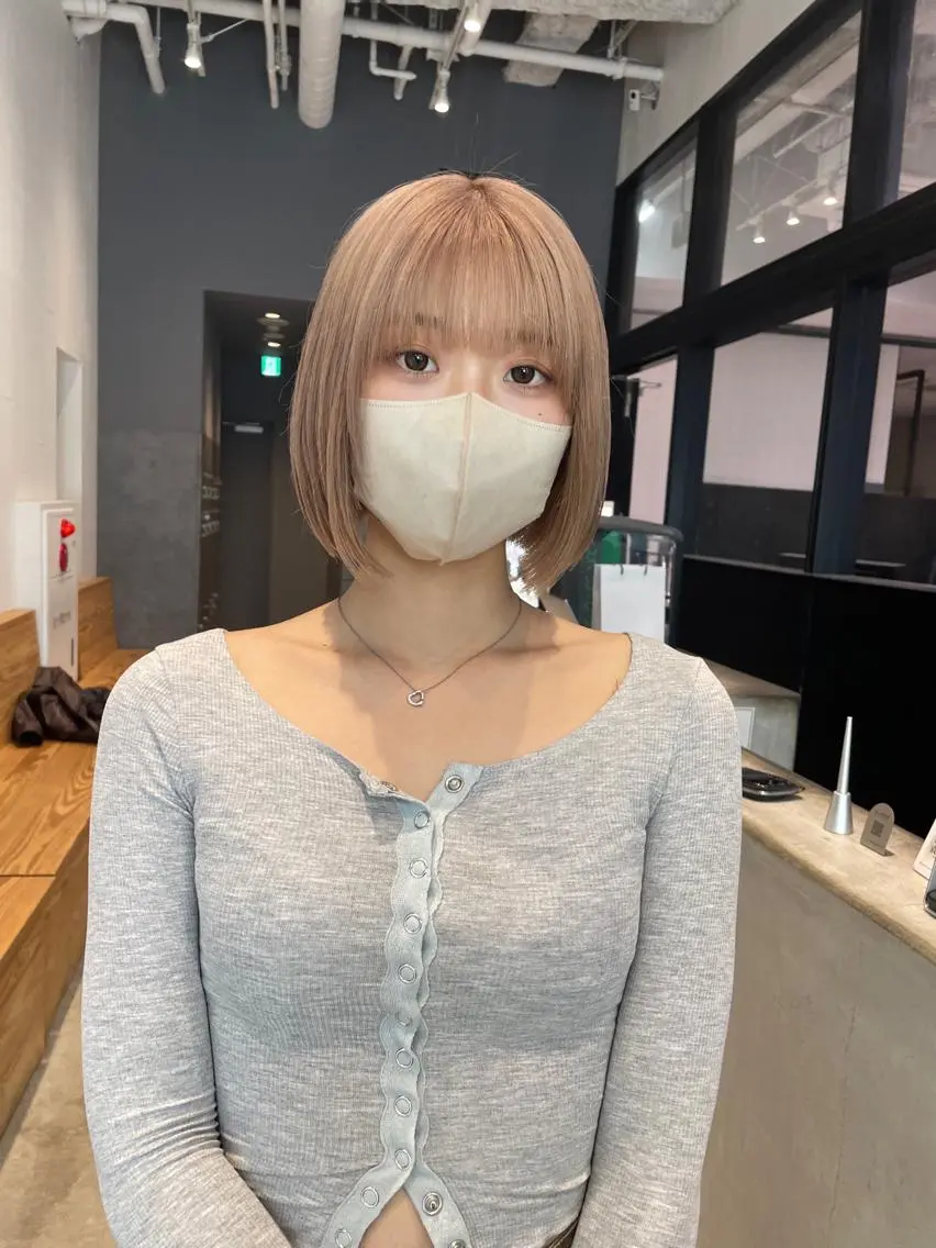 ミディアム カラー ボブ 小佐田 航平のヘアスタイル