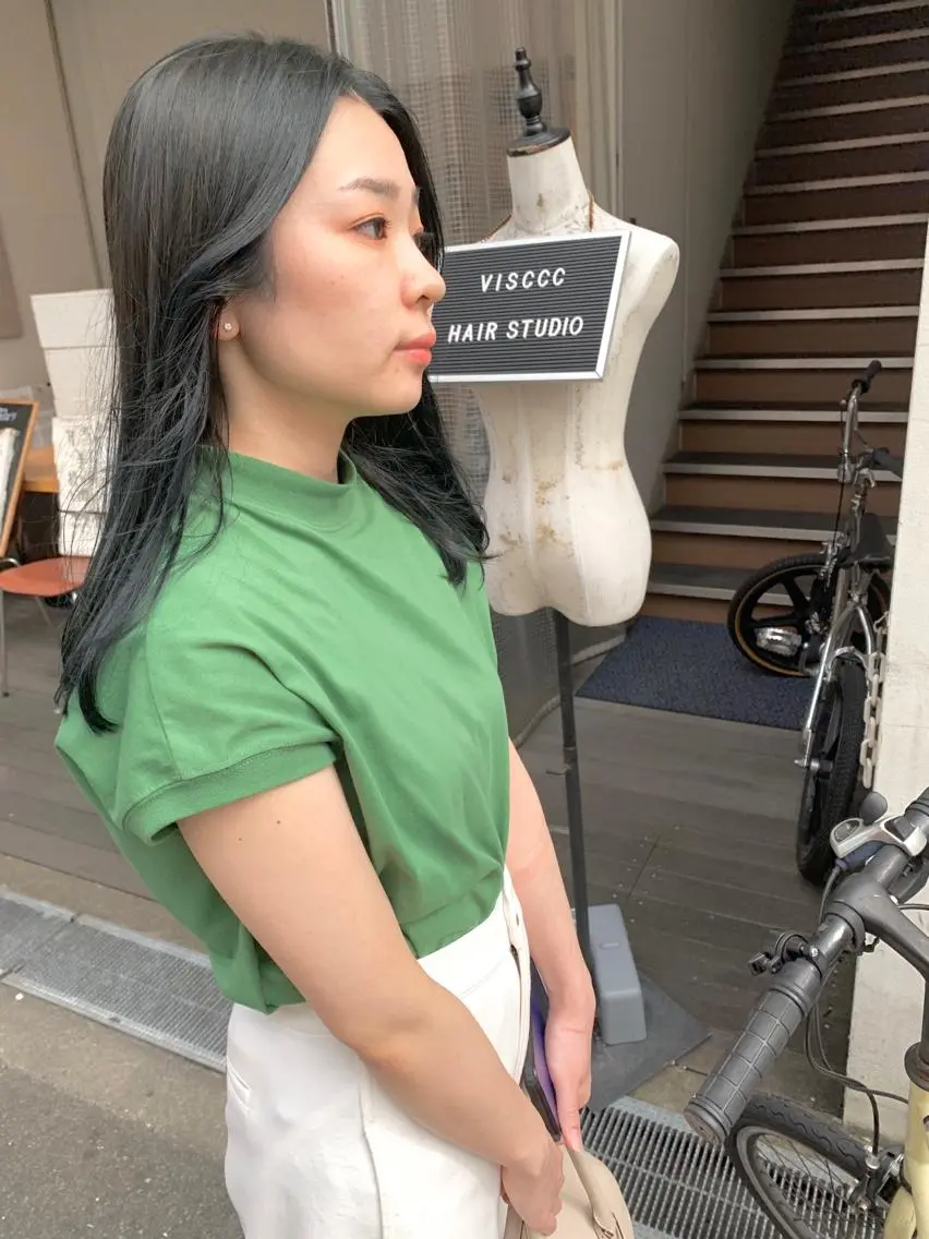 セミロング ノモト ハルのヘアスタイル