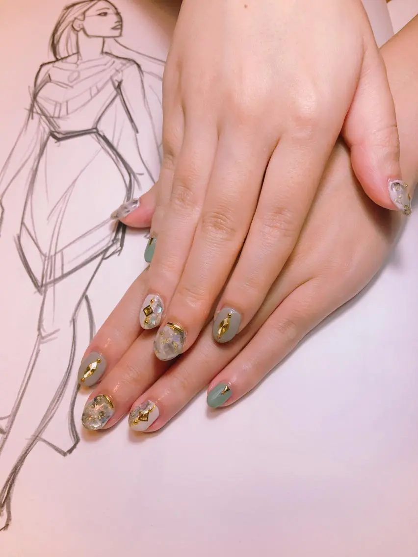 ネイル owlnail /持込みデザイン専門のネイルデザイン