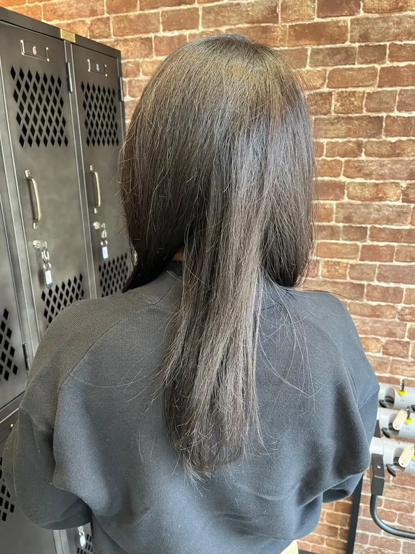 セミロング カラー パーマ ヘアアレンジ メンズ キッズ ネイル マツエク・マツパ アイブロウ 子どものヘアアレンジ メンズバレイヤージュ メンズハイライト メンズインナーカラー メンズ韓国風 カット ヘアカラー トリートメント ヘッドスパ 久木原 ゆりのヘアスタイル