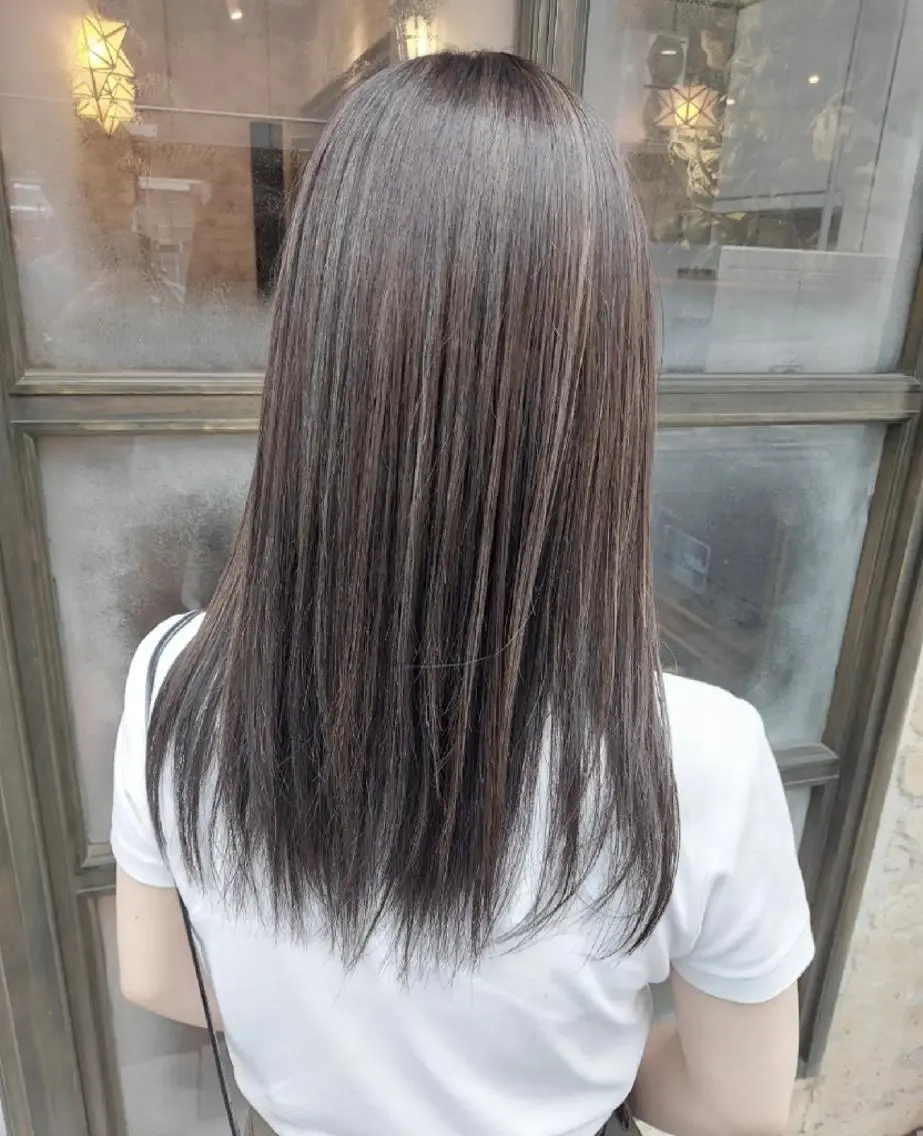 ロング カラー ハイライトカラー ハイライト カット ヘアカラー ブリーチ・ハイトーン 特化🎉内山のヘアスタイル