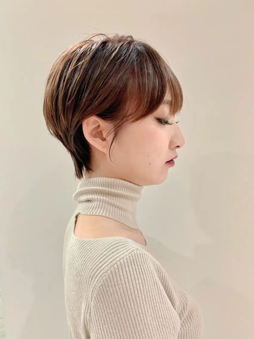 ショート カラー 村山 美空のヘアスタイル