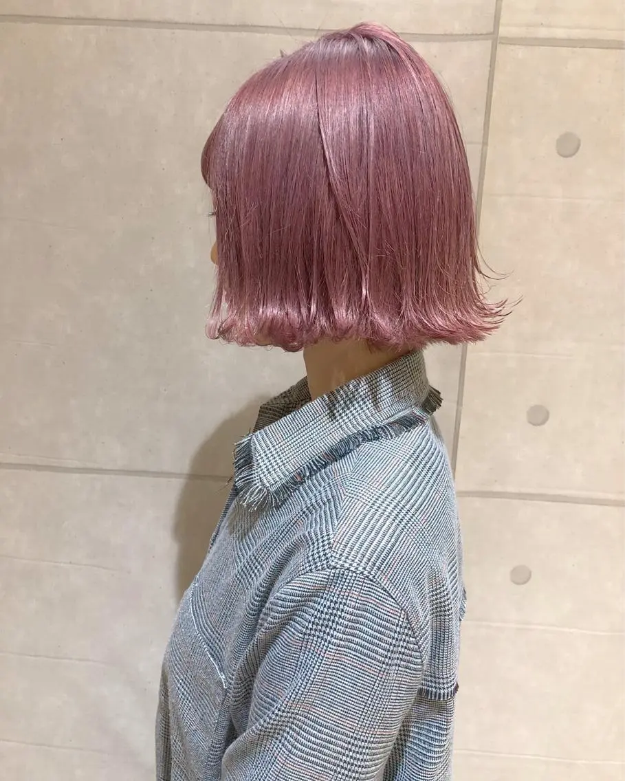 ショート カラー パーマ ヘアアレンジ イルミナカラー ピンクカラー ボブ ヘアカラー ハイトーン特化🤍 浦住のヘアスタイル