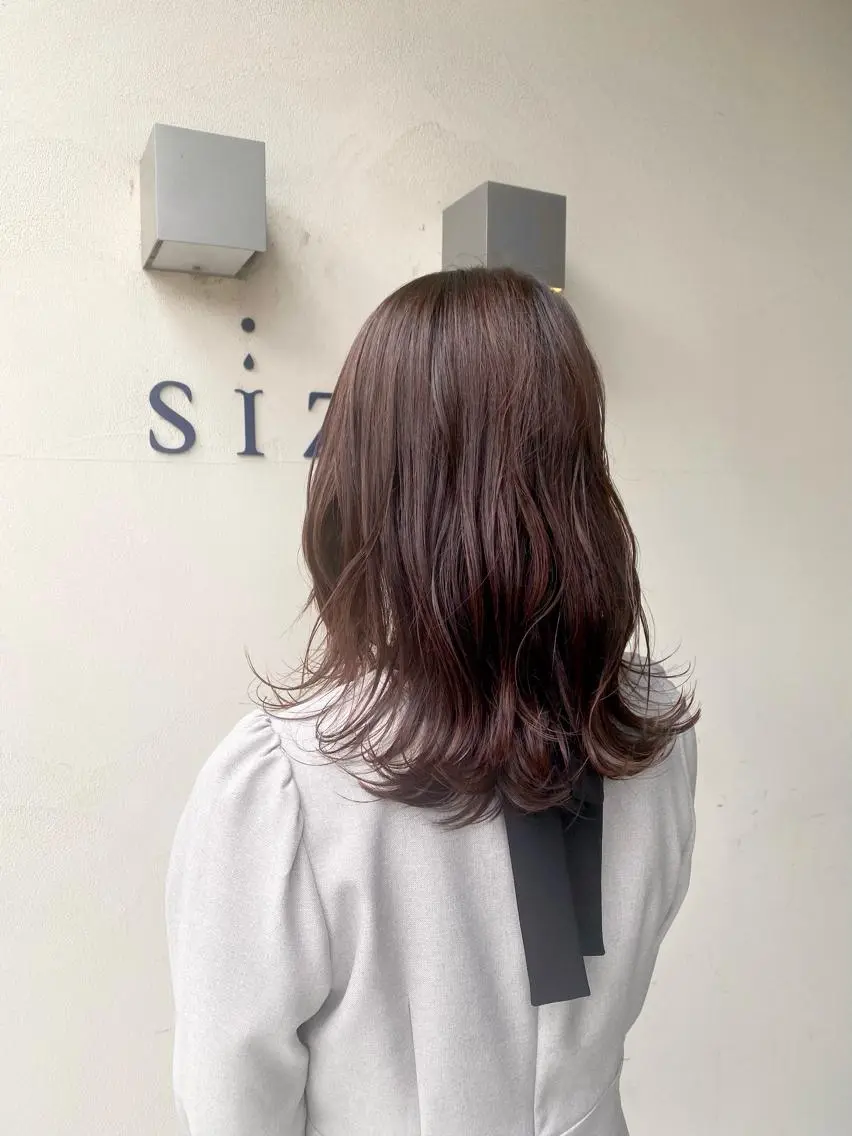 ミディアム カラー ブラウンカラー ピンクカラー ピンクブラウン カット ヘアカラー トリートメント 美容室 LOAのヘアスタイル