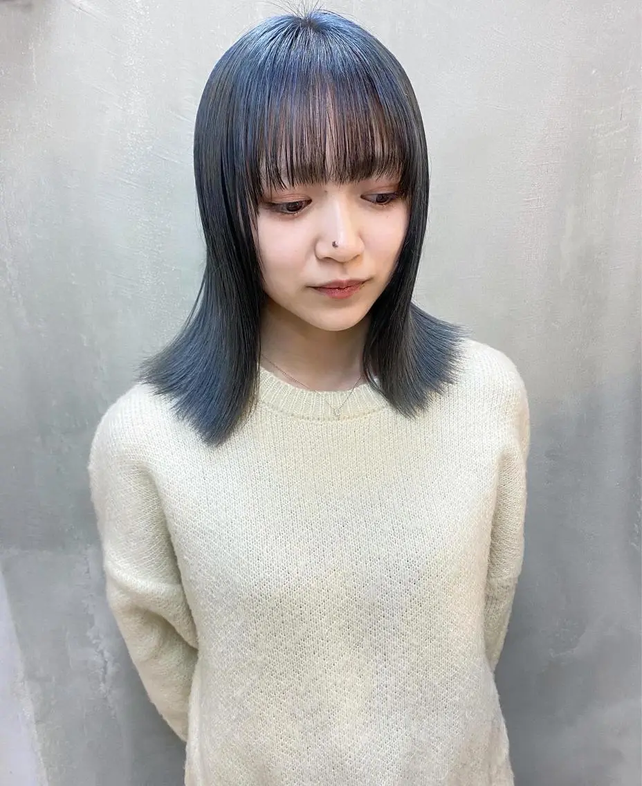 ミディアム カラー パーマ ヘアアレンジ デザインカラー/ボブ ブリーチカラー/ユリのヘアスタイル