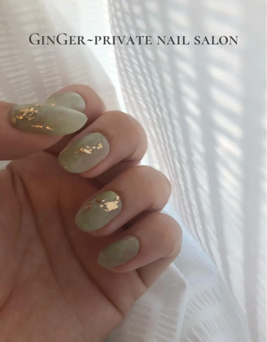 ネイル フットネイル グラデーション ニュアンスネイル オフィスネイル ginger nail&spaのネイルデザイン
