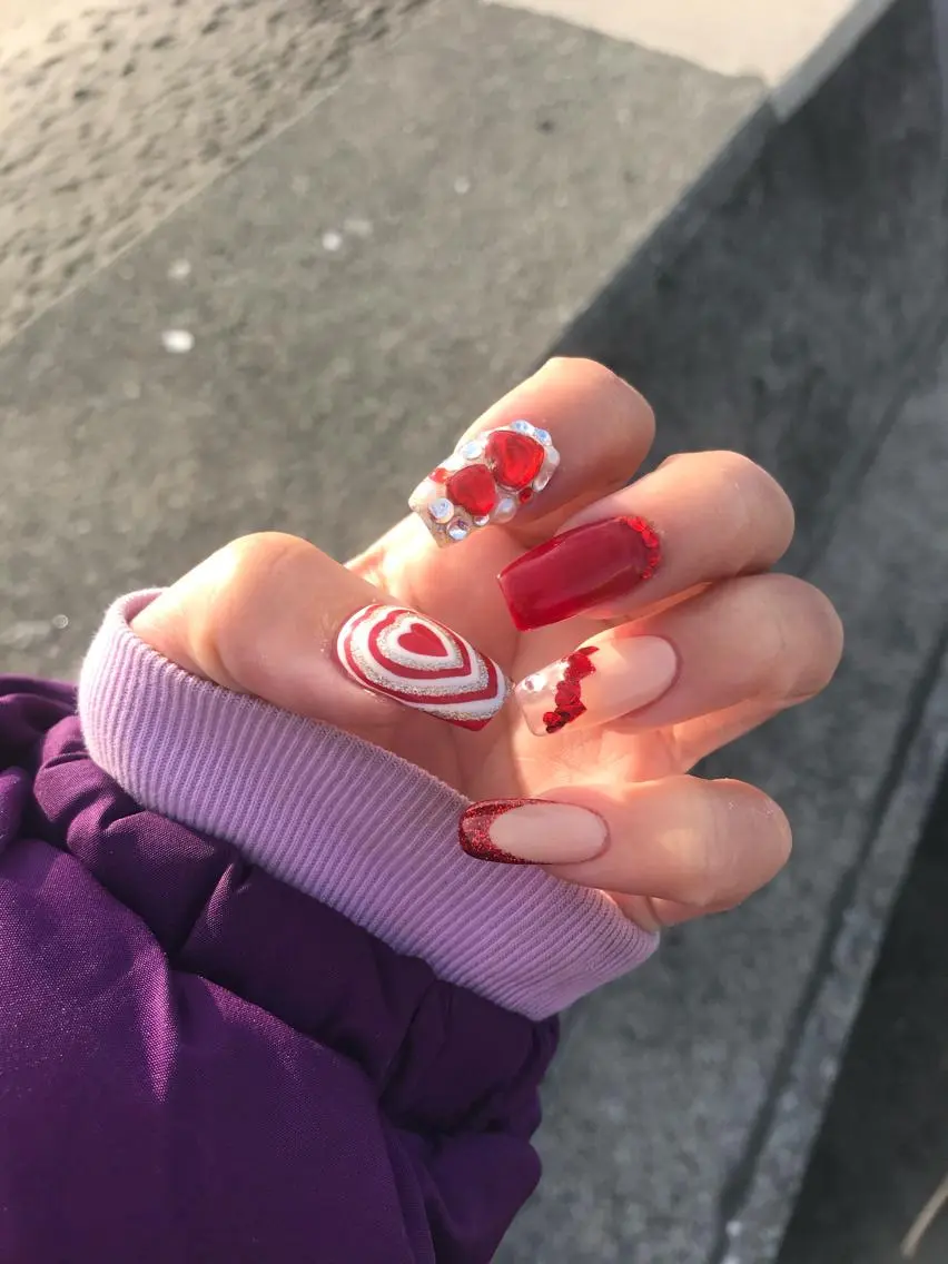 ネイル ハート ロングネイル 赤色 バレンタイン ハンドネイル フットネイル Para Sol nail　Maoのネイルデザイン