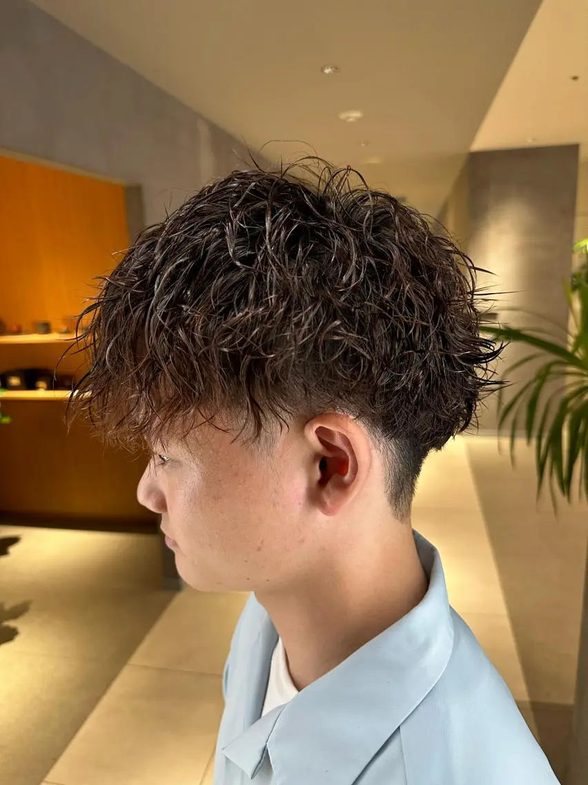 ショート パーマ メンズ メンズパーマ特化/ シャドウ/波巻/陸翔のヘアスタイル