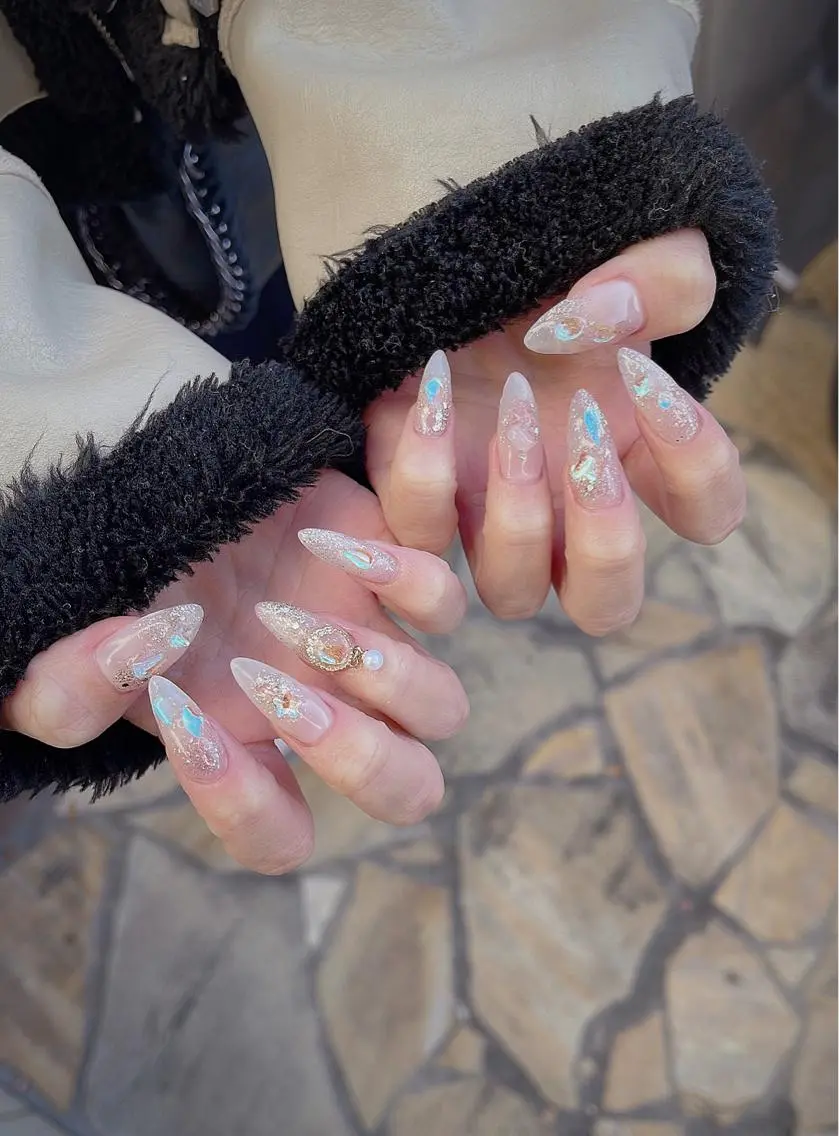 セミロング めぐみのネイルサロン スタッフ練習のネイルデザイン
