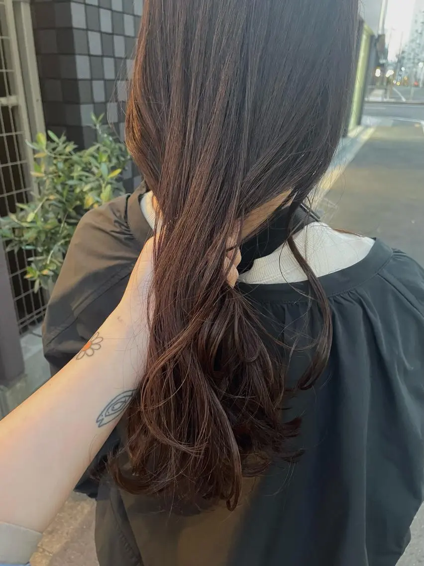 ロング カラー やまさきえりこ ニュアンスパーマのヘアスタイル