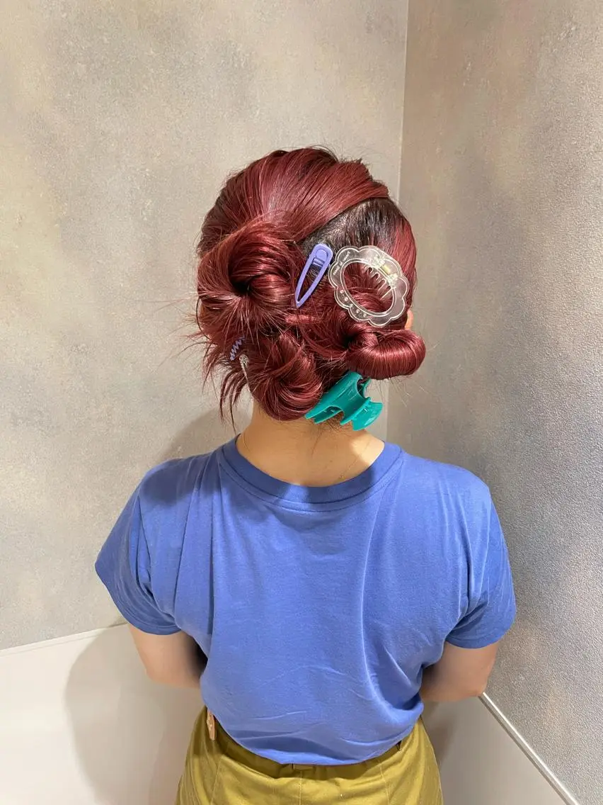 セミロング カラー ヘアアレンジ ヘアカラー 松永 梨央のヘアスタイル