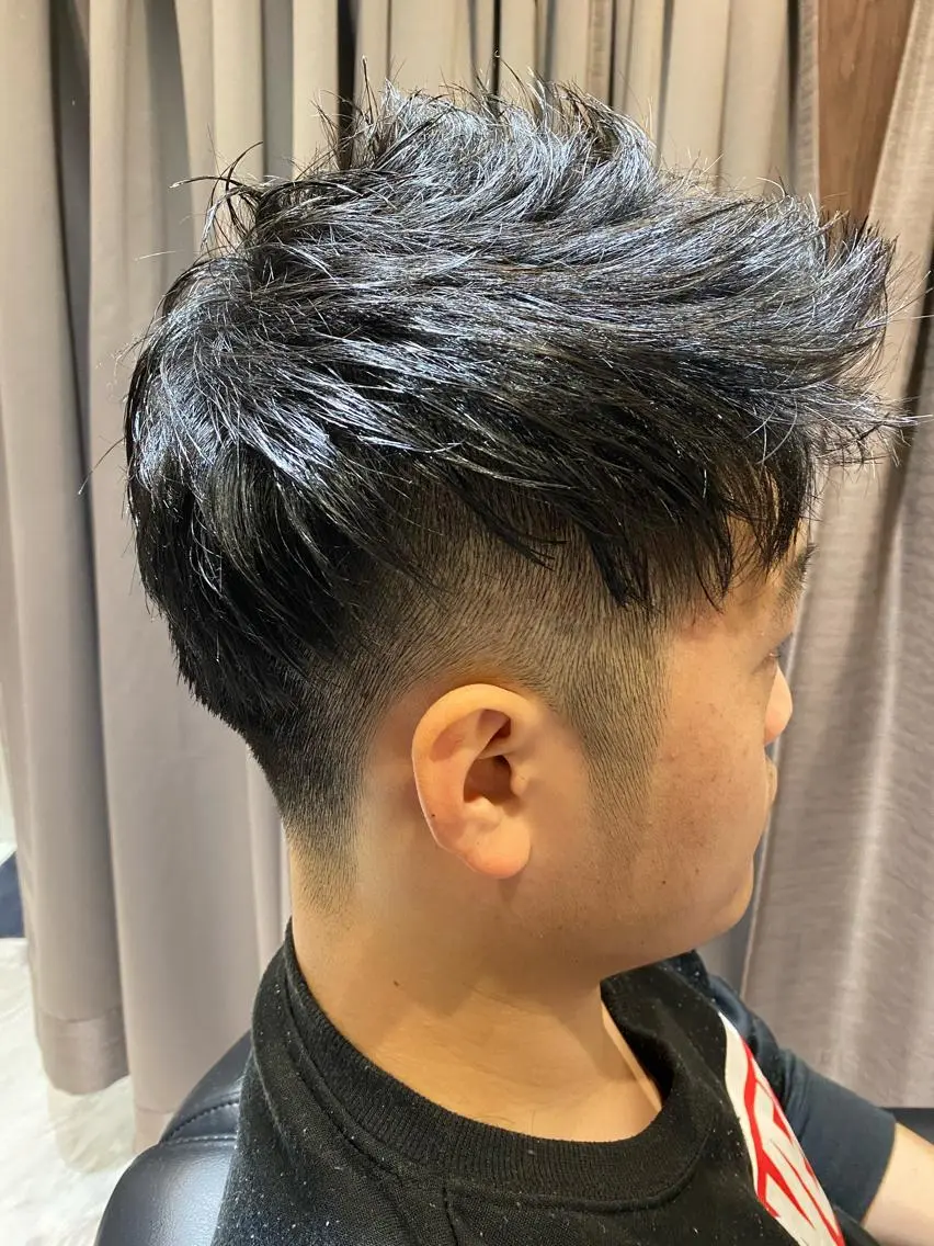 ショート パーマ 小野 大輔のヘアスタイル