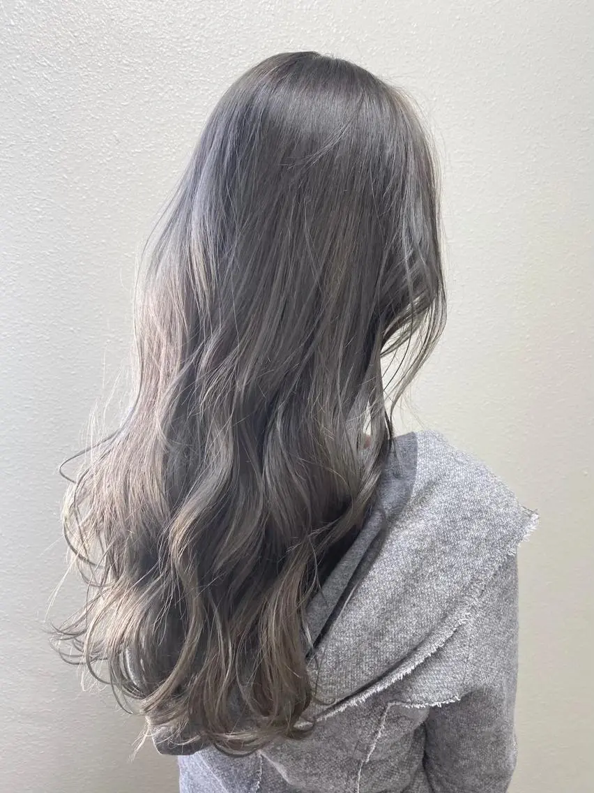 ロング カラー パーマ ヘアアレンジ メンズ キッズ ネイル アイブロウ マツエク・マツパ ショートボブ メンズバレイヤージュ メンズブリーチ メンズハイライト メンズハイトーン カラーソムリエ認定 茶屋町Eir岩本のヘアスタイル