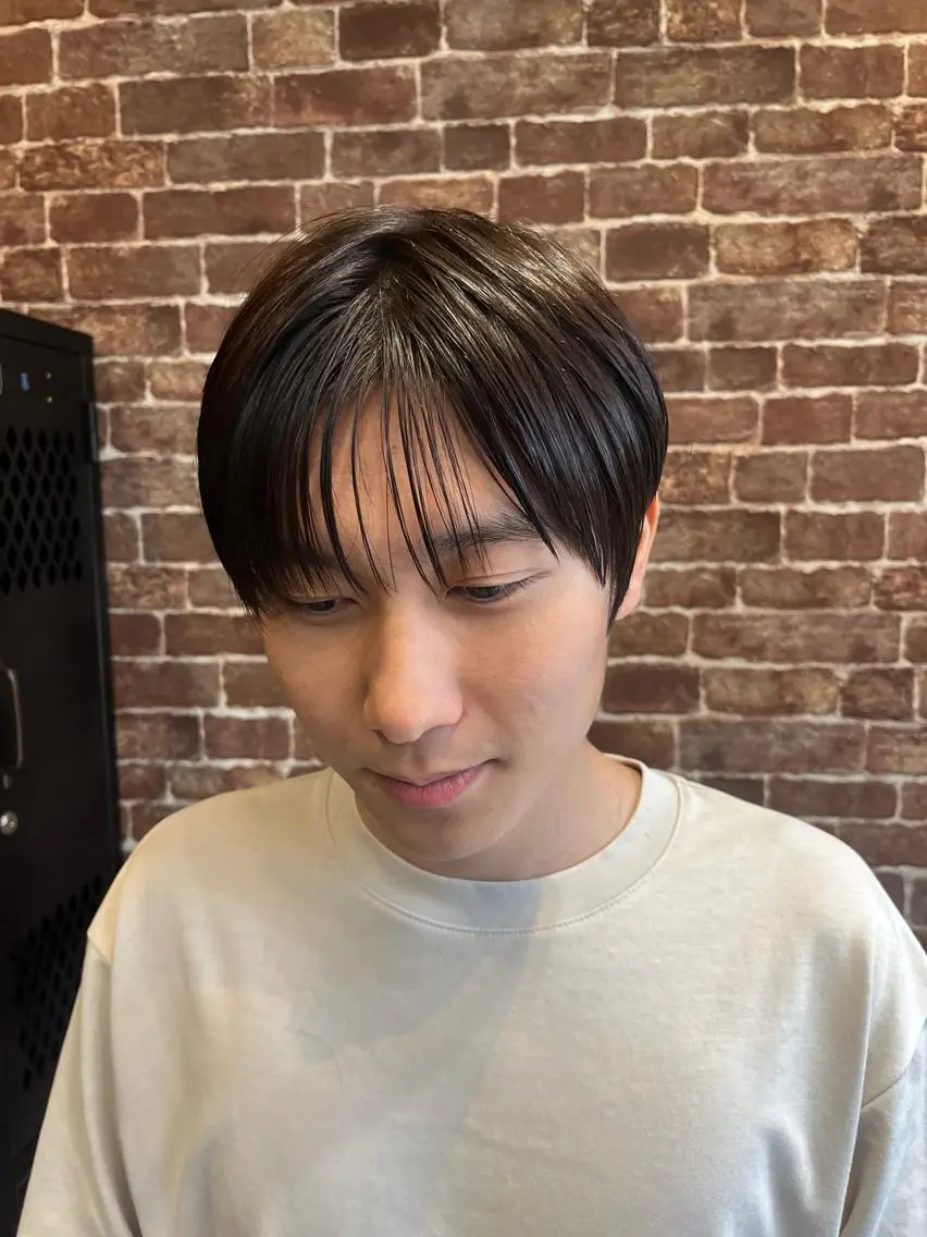 ミディアム カラー パーマ ヘアアレンジ メンズ キッズ ネイル マツエク・マツパ アイブロウ メンズブリーチ メンズハイライト メンズインナーカラー メンズ韓国風 ブリーチ 久木原 ゆりのヘアスタイル