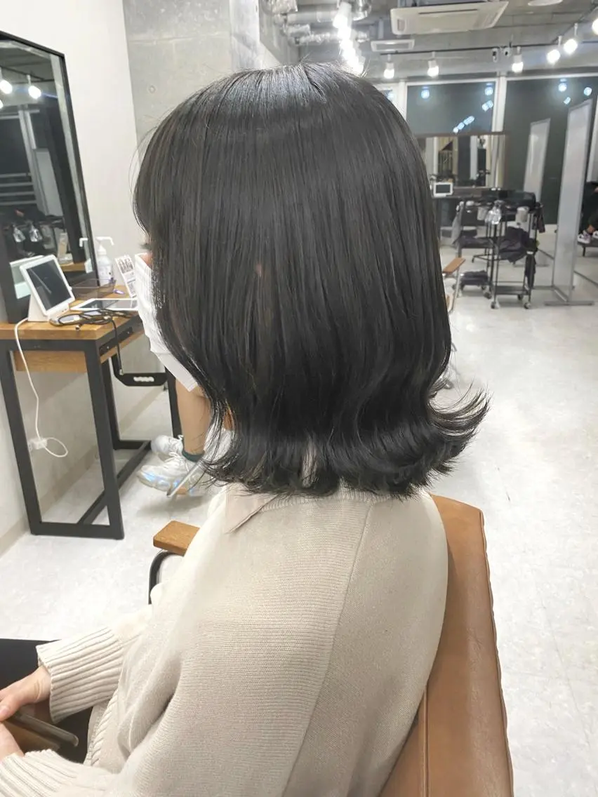 ミディアム カラー ヘアアレンジ 🌷FUKA🌷 まろやかハイトーンのヘアスタイル