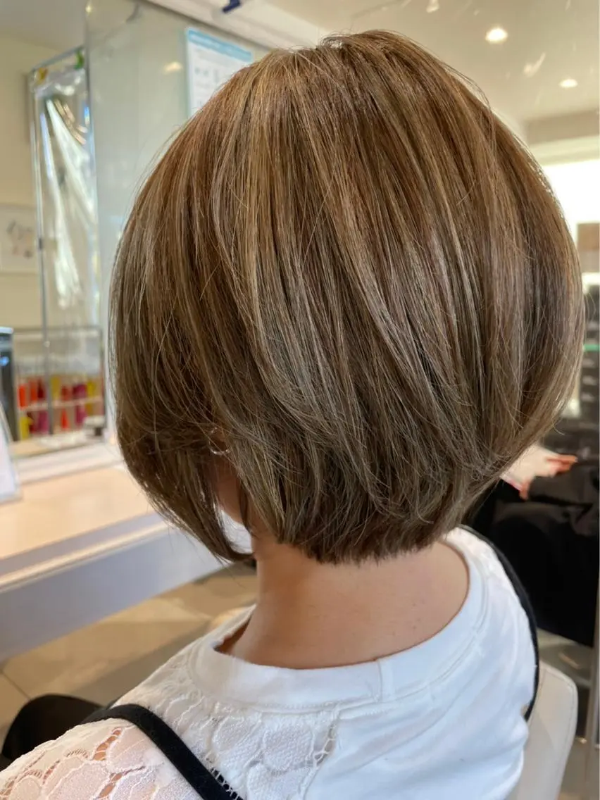 ショート 川上 美咲のヘアスタイル