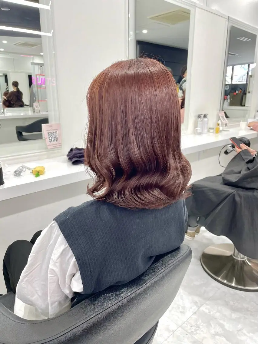 ロング カラー ヘアアレンジ ヘアカラー ピンク・ベージュ🩰 カラー🫧とらのヘアスタイル