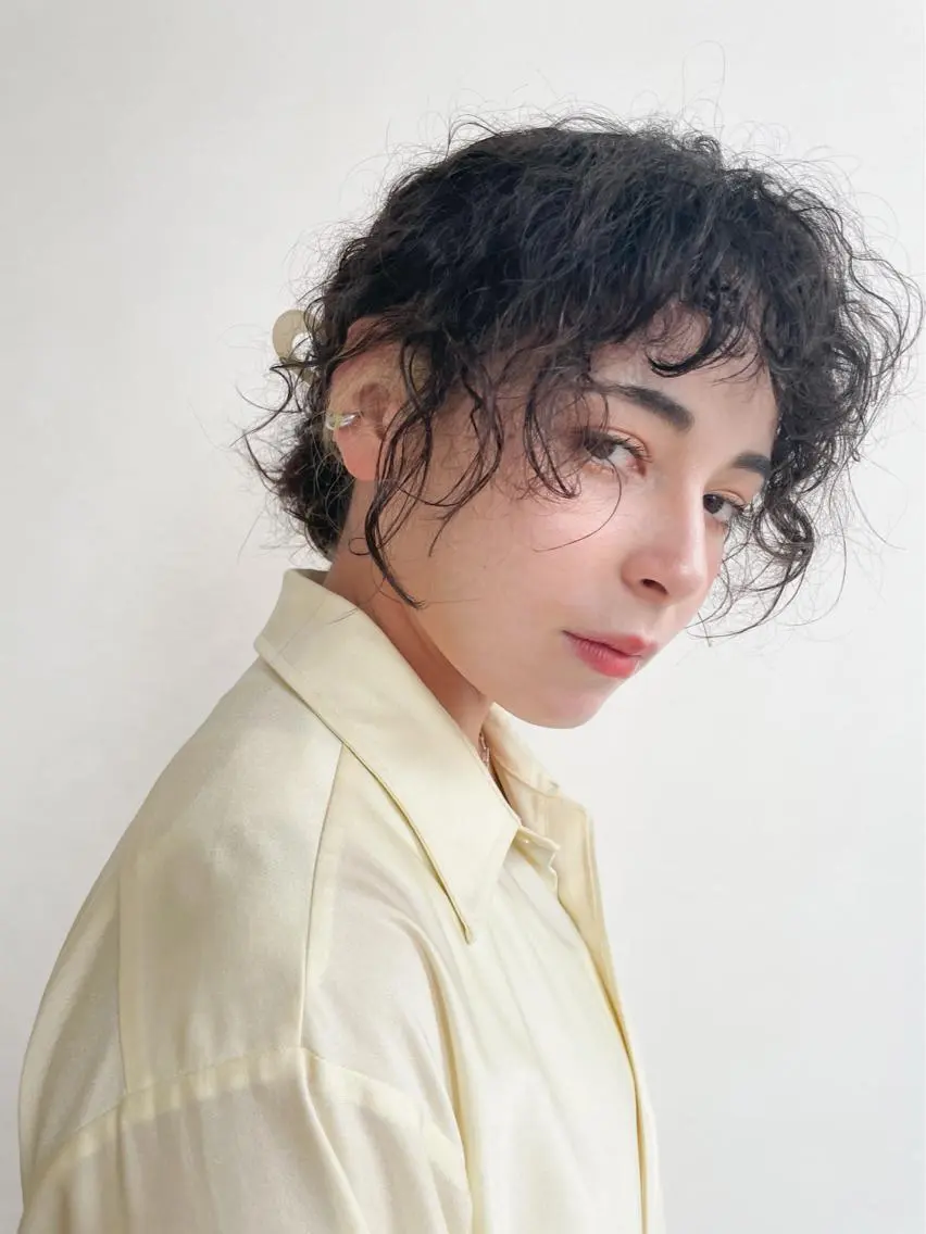 セミロング カラー パーマ ヘアアレンジ セミロングパーマ 簡単アレンジ パーマ美容師🌈中村 絢美のヘアスタイル