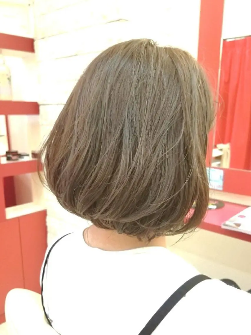 ショート カラー グレージュ メッシュ Le Lien カジのヘアスタイル