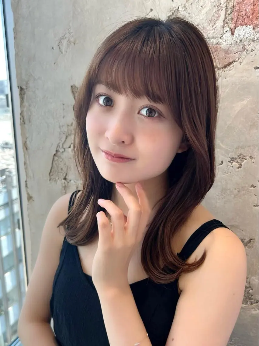 セミロング カラー ベージュカラー ブラウンカラー くびれヘア 髪質改善 縮毛矯正 🧡くびれヘア/前髪 顔周り🧡久原結衣のヘアスタイル