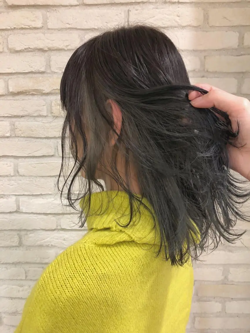 ミディアム カラー 大平 美沙のヘアスタイル