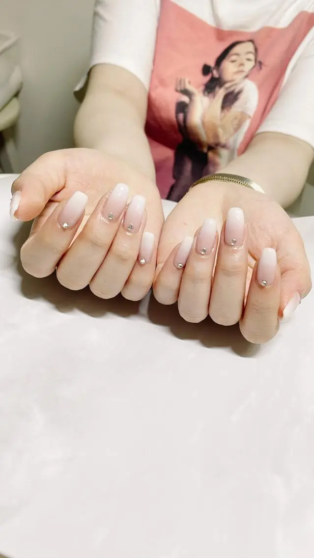 ネイル ストーンネイル ハンドネイル nail＆eye YUMIのマツエク・マツパデザイン