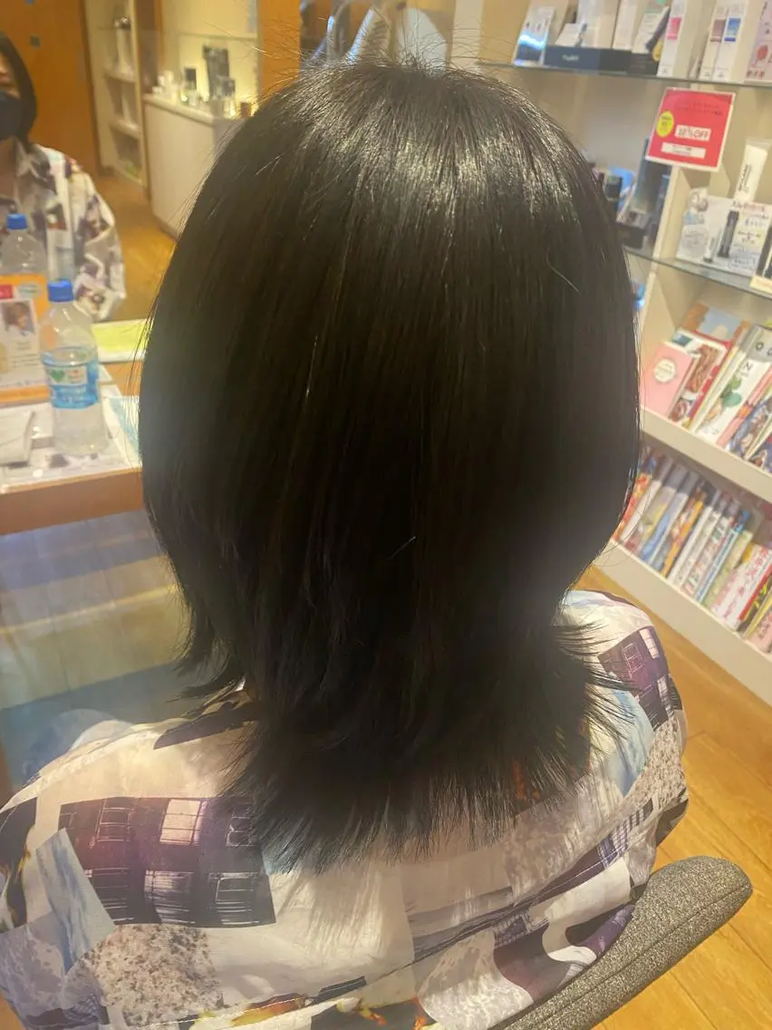 ミディアム カラー ウルフカット sagedoue MIZUKI✂️のヘアスタイル