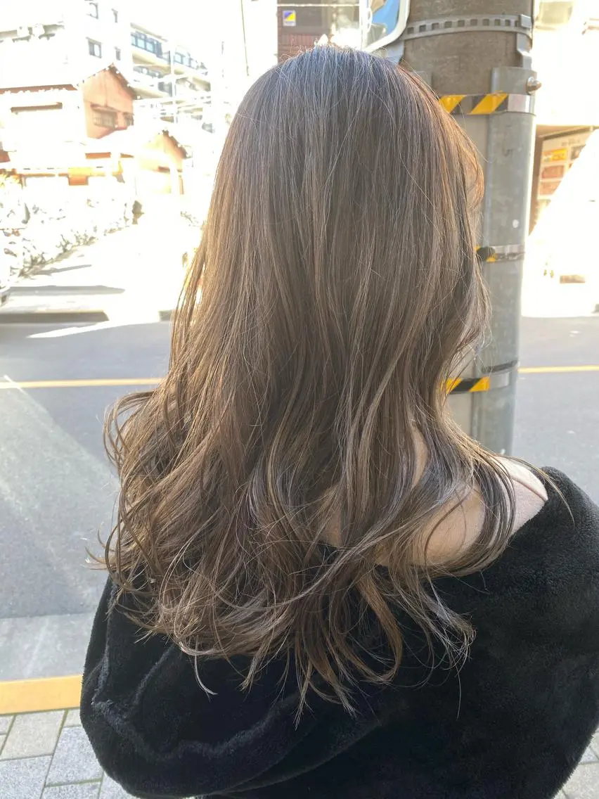 ロング カラー パーマ カット ヘアカラー 奥秋 理紗 sai xのヘアスタイル