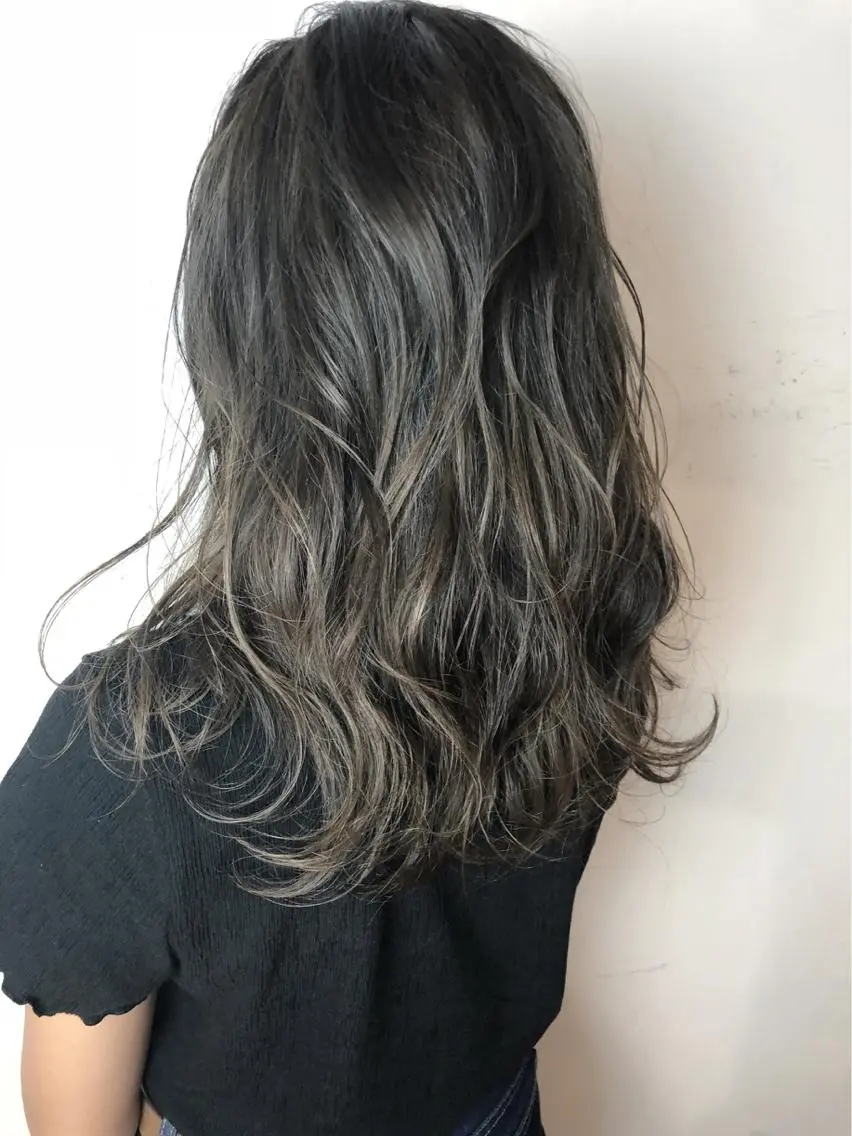 ミディアム カラー ヘアアレンジ ベージュカラー 【白髪ぼかし】 矢内　夏輝のヘアスタイル