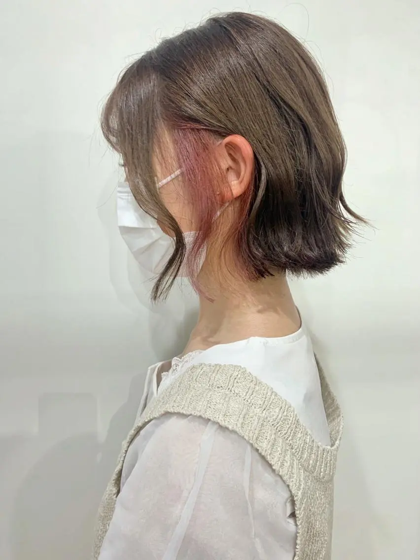 カラー white.梅田 デザインカラー🦄のヘアスタイル