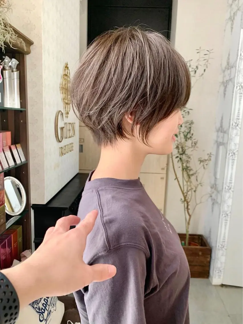 ショート ショートボブ ハンサムショート ボブ ショートヘア 小濱 ありすのヘアスタイル