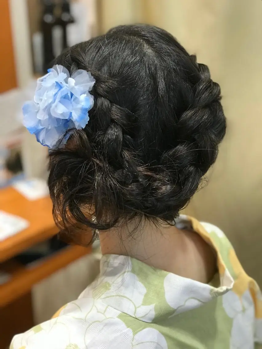 ヘアアレンジ 代表 しみず としやのヘアスタイル
