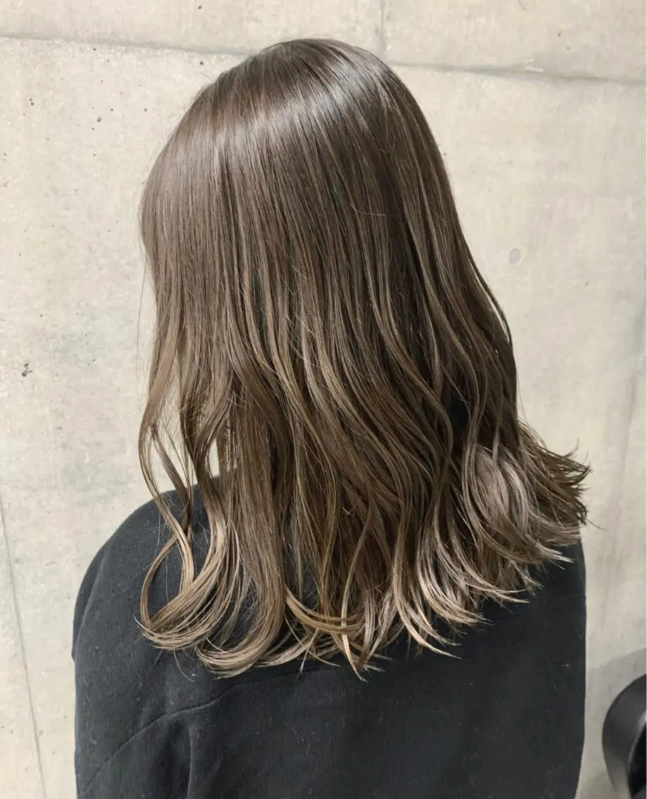 ミディアム カラー opus 店長大和 レイヤー/赤み消しのヘアスタイル