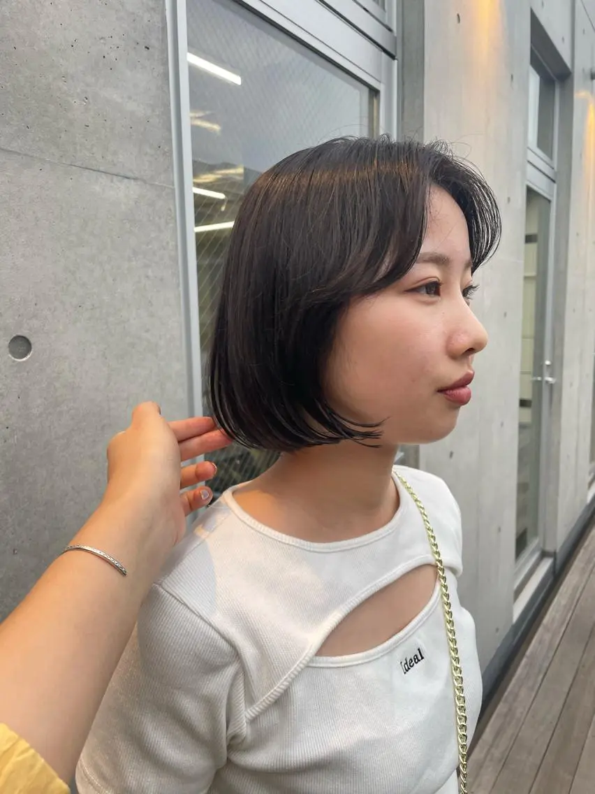 ミディアム カラー カット 佐伯 和佳のヘアスタイル